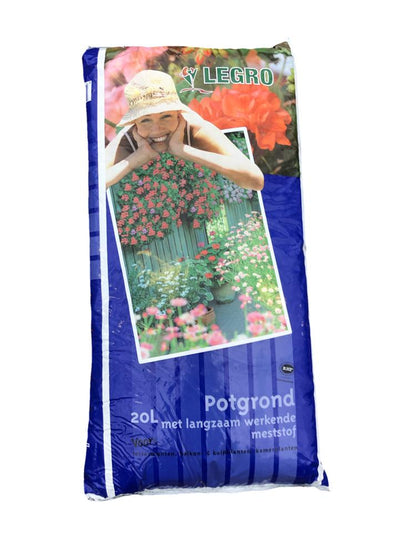 Potgrond + langzaamwerkend meststoffen - Grond en Meststoffen